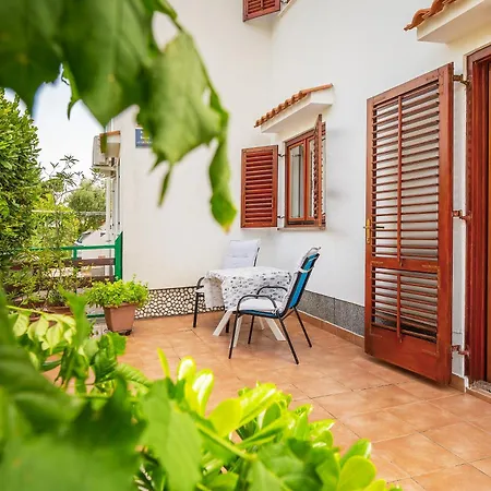 Reljic With Terrace * Baška