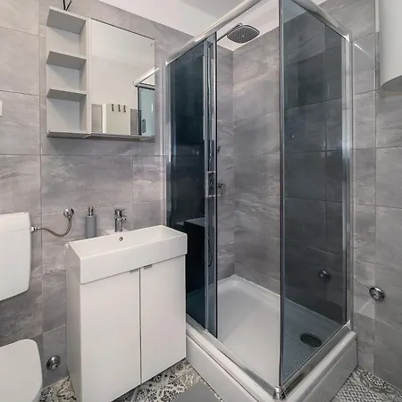 Reljic With Terrace *