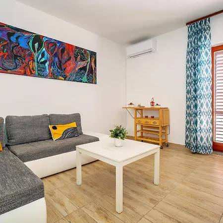 Reljic With Terrace Apartmán Baška