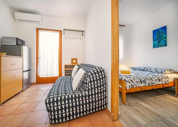 Apartment Reljic With Terrace