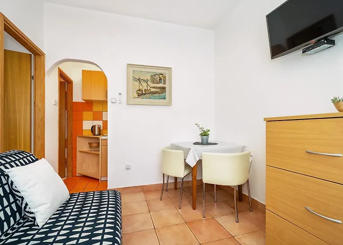 Reljic With Terrace Baska (Krk)