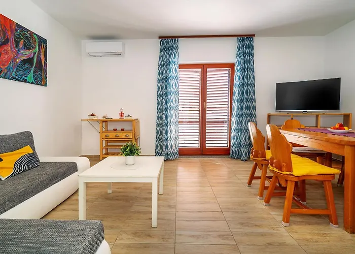 Reljic With Terrace Baska (Krk)