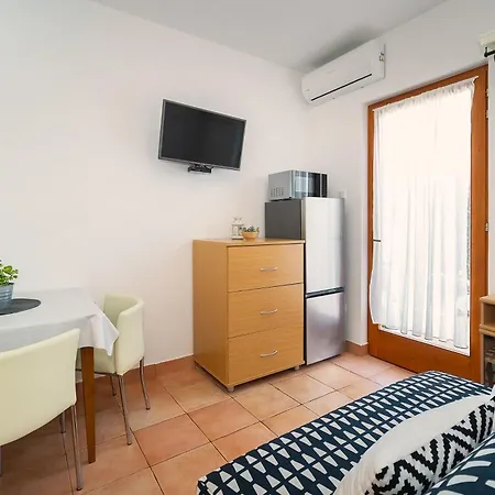 Appartamento Reljic With Terrace