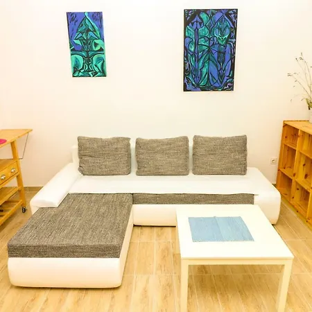 Reljic With Terrace Apartman Baska (Krk)