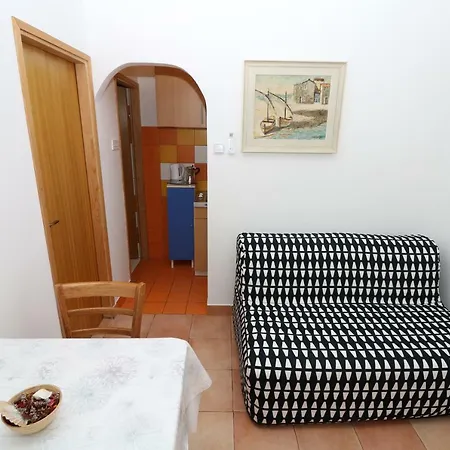Reljic With Terrace Apartman Baska (Krk)